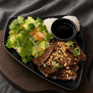 RD5. GRILLED BEEF SHORT RIBS Rice Dish ( COM SUON BO NUONG)
