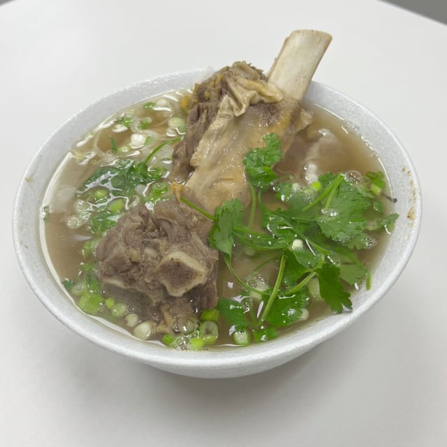 P10. PHO Beef Ribs.